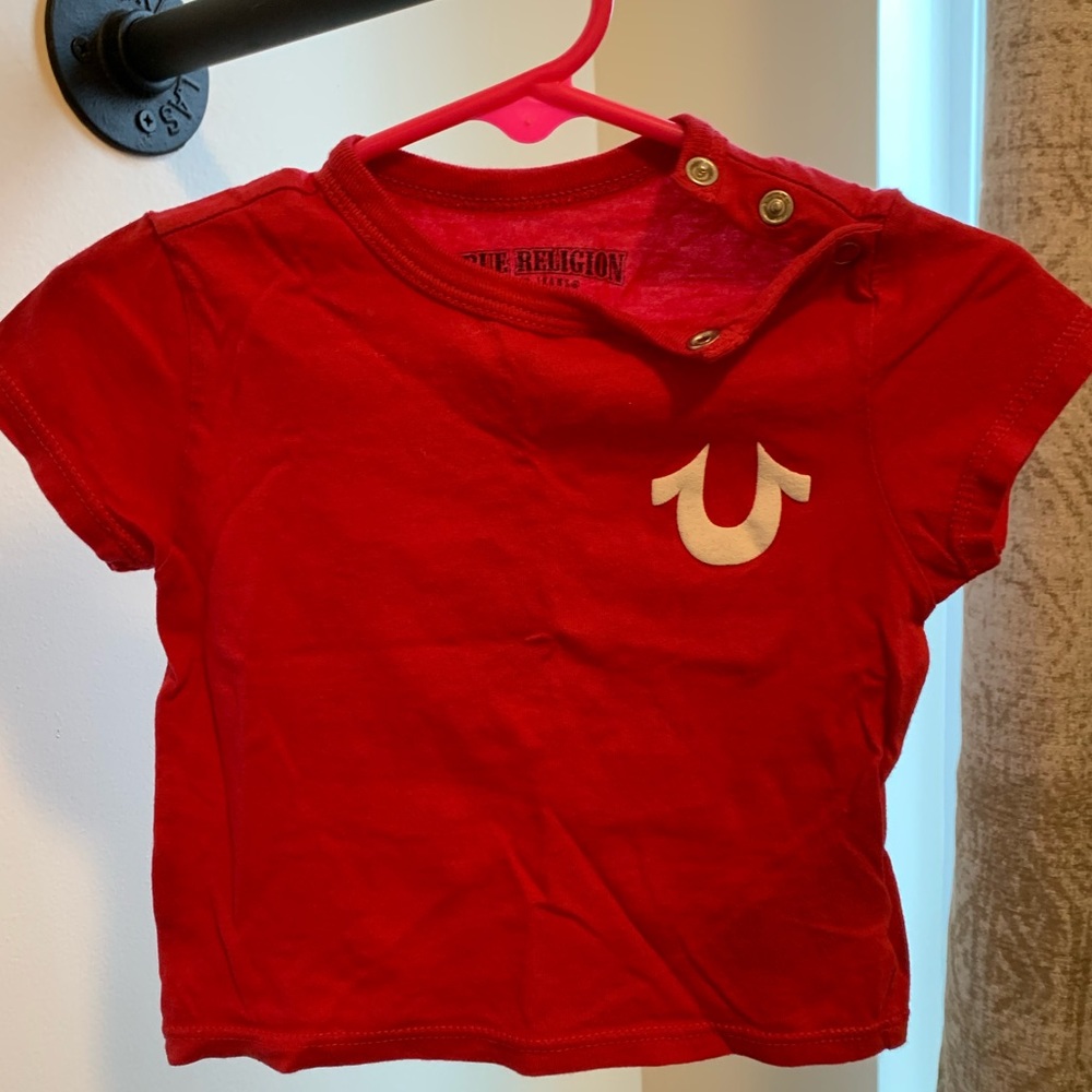 6-12 month red True Religion t-shirt